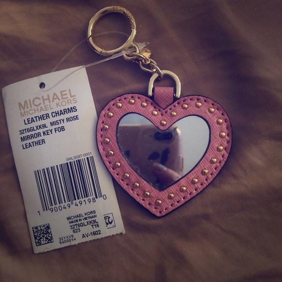 MICHAEL Michael Kors Accessories - 💓MK Leather Mirror Key Fob💓
